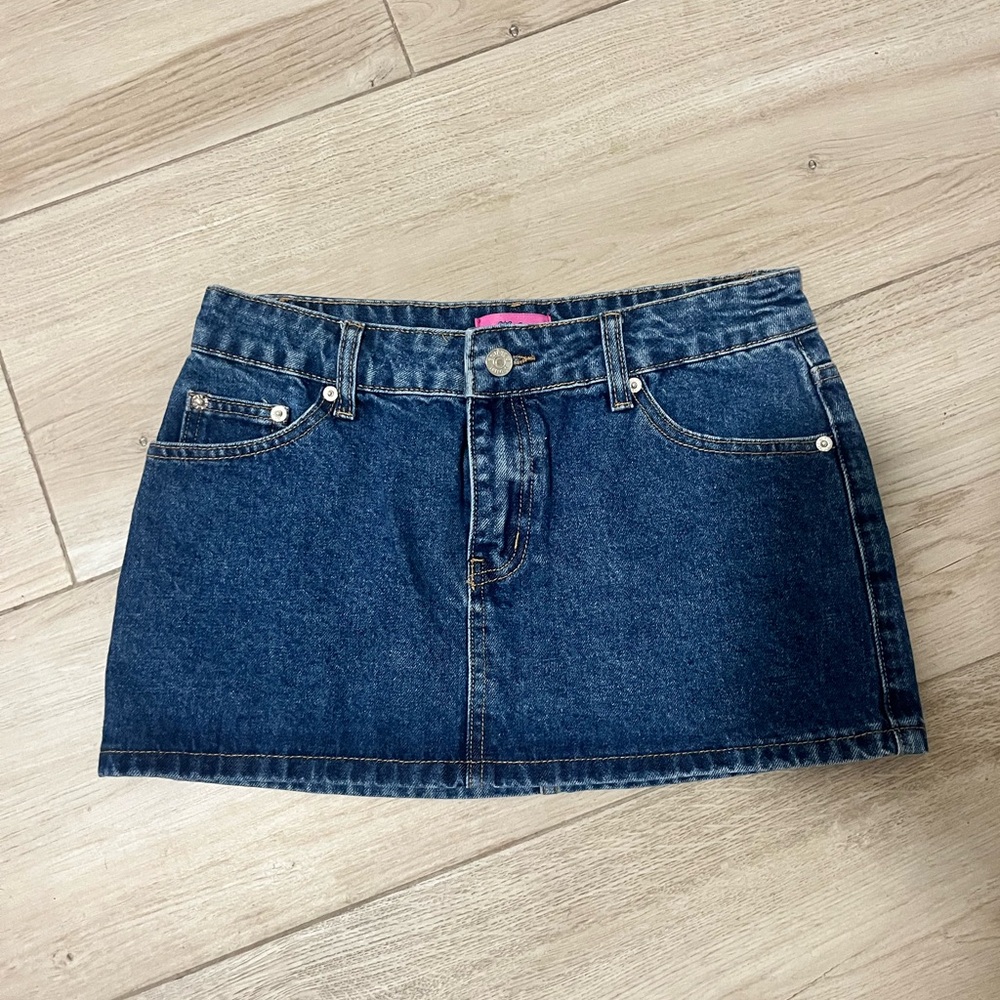 Edikted Spencer Low Rise Denim Micro Skirt